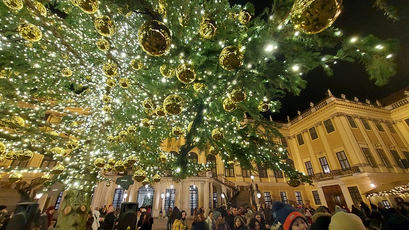 Warum uns Weihnachtsgeschenke ärmer machen – auch die billigen